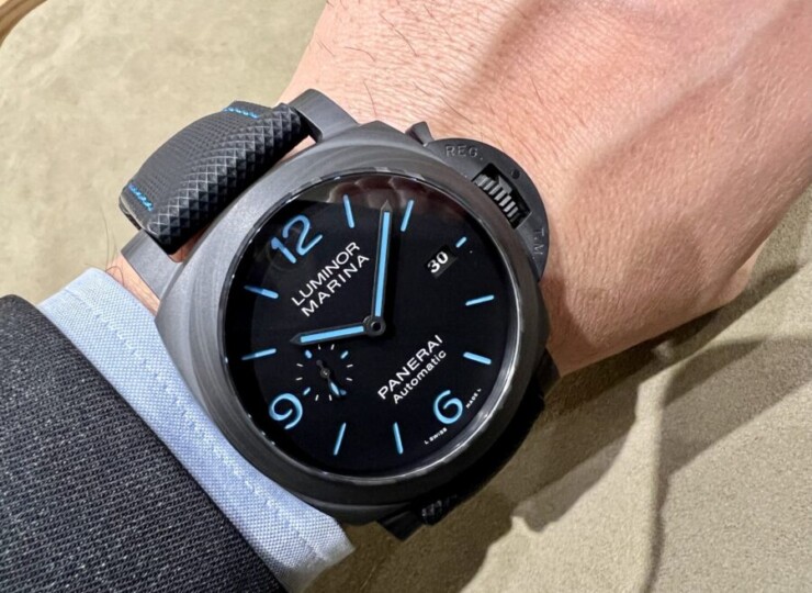 PANERAI ルミノール マリーナ 44mm カーボテック™ ブラック文字盤 テキスタイル・ストラップ PAM02661