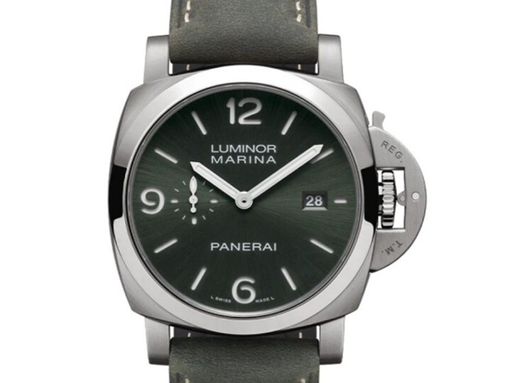 PANERAI ルミノール マリーナ 44mm チタン グリーン文字盤 PAM03325