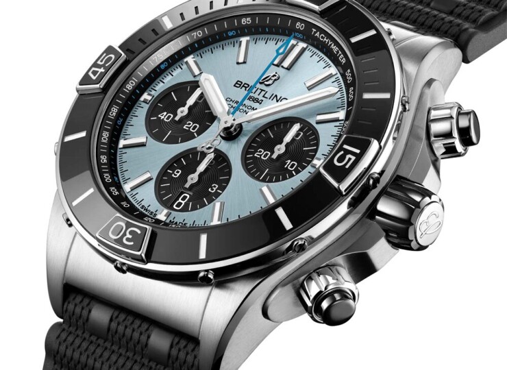 BREITLING スーパー クロノマット B01 44 アイスブルー文字盤 PB0136251C1S1