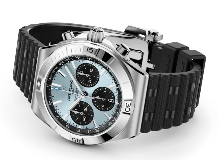 BREITLING クロノマット B01クロノグラフ42 アイスブルー文字盤 ラバーストラップ PB0158101C1S1
