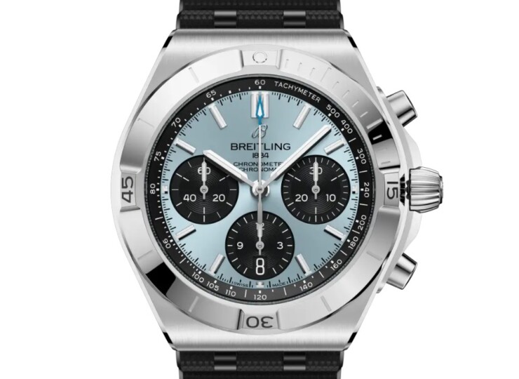 BREITLING クロノマット B01クロノグラフ42 アイスブルー文字盤 ラバーストラップ PB0158101C1S1