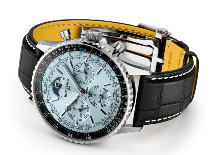 BREITLING ナビタイマー B19 クロノグラフ 43 パーペチュアルカレンダー アイスブルー文字盤 PB1920251C1P1