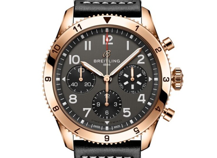 BREITLING クラシック アヴィ クロノグラフ 42 P-51 マスタング ブラック文字盤 18Kレッドゴールド R233801A1B1X1