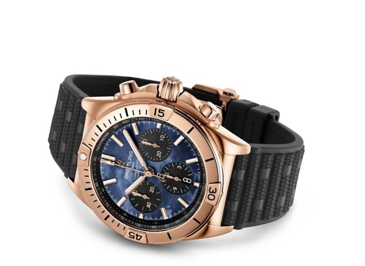 BREITLING クロノマット B01 42 ジャパン リミテッド ブルー・マザーオブパール文字盤 RB01346A1C1S1