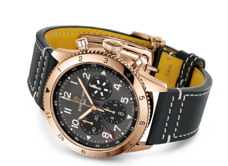 BREITLING スーパー アヴィ B04 クロノグラフ GMT 46 P-51 マスタング ブラック文字盤 18Kレッドゴールド RB04451A1B1X1