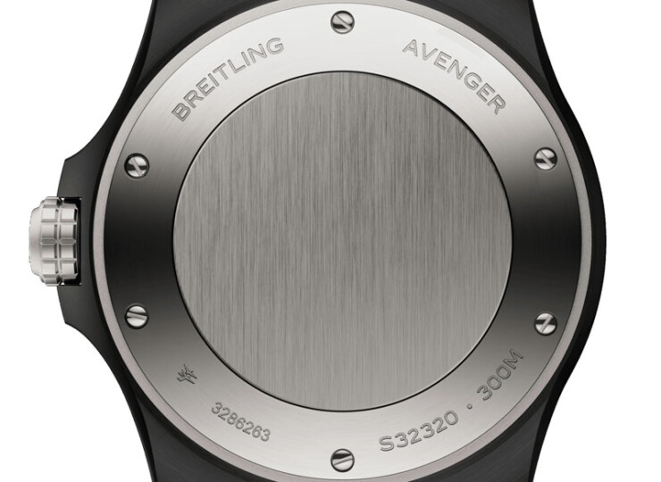 BREITLING アベンジャー オートマチック GMT 44 ナイトミッション カーボン文字盤 S32320101B1X1