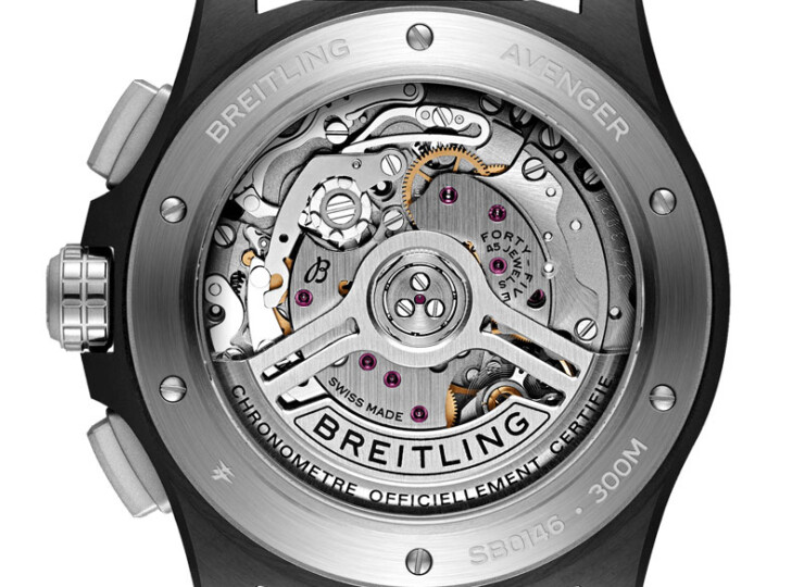 BREITLING アベンジャー B01 クロノグラフ 42 ナイト ミッション カーボン文字盤 アンスラサイト・レザー・ストラップ SB0146101B2X1