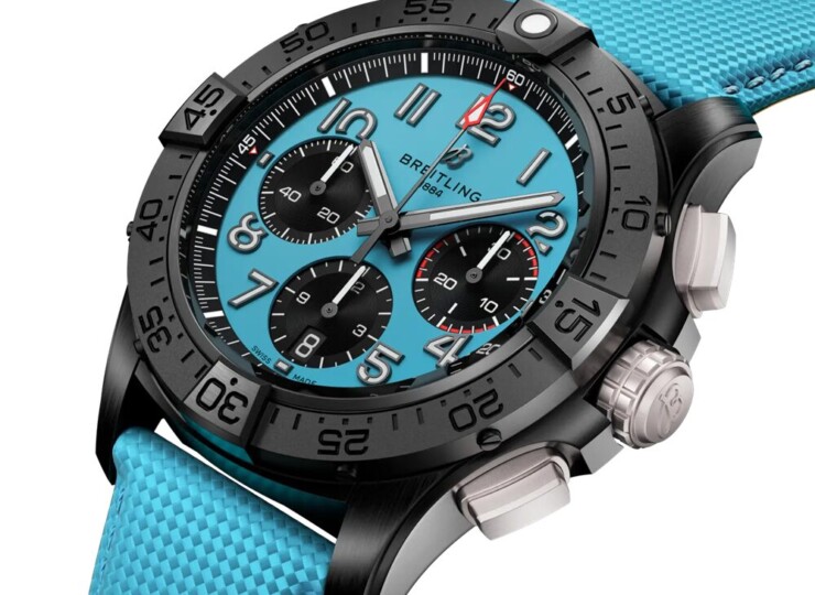 BREITLING アベンジャー B01 クロノグラフ 42 ナイト ミッション ターコイズ文字盤 SB0146101L1X1