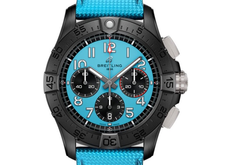 BREITLING アベンジャー B01 クロノグラフ 42 ナイト ミッション ターコイズ文字盤 SB0146101L1X1