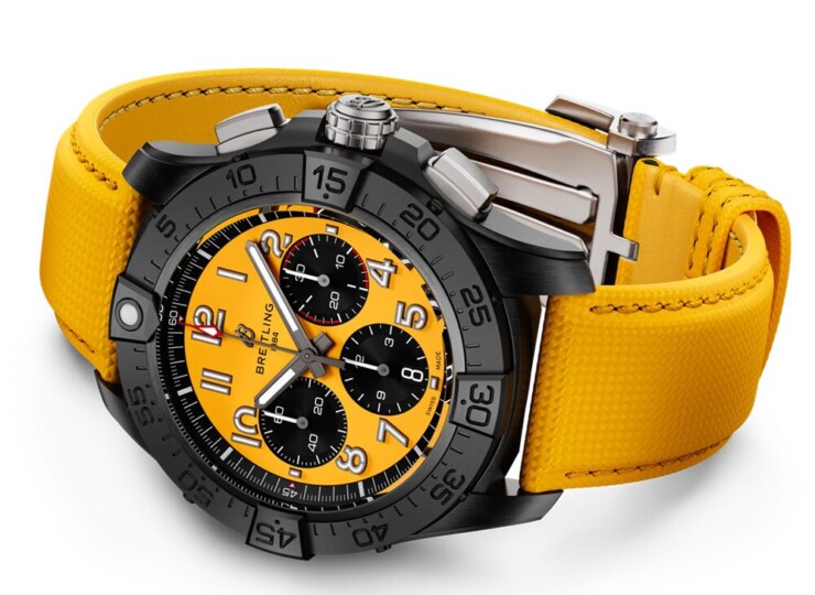 BREITLING アベンジャー B01 クロノグラフ 44 ナイト ミッション イエロー文字盤 SB0147101I1X1