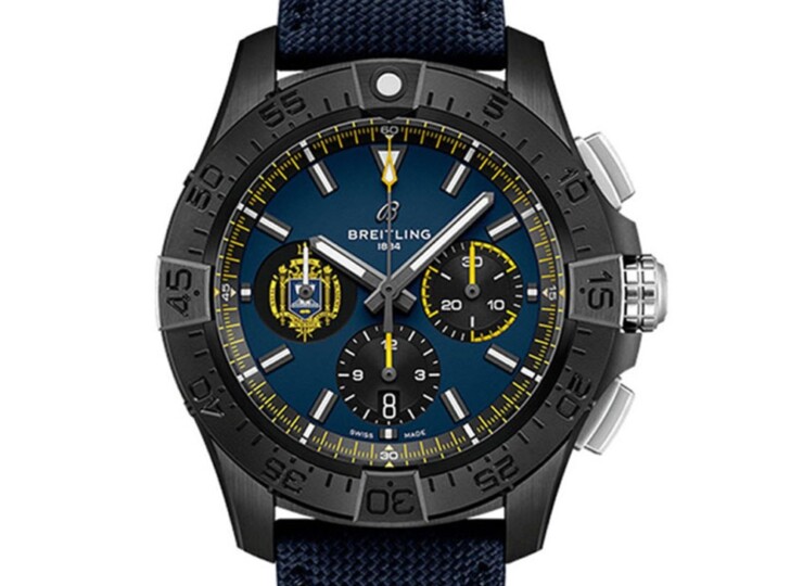 BREITLING アベンジャー B01 クロノグラフ 44 ナイト ミッション US ネイビー アカデミー ブルー文字盤 SB01474A1C1X1