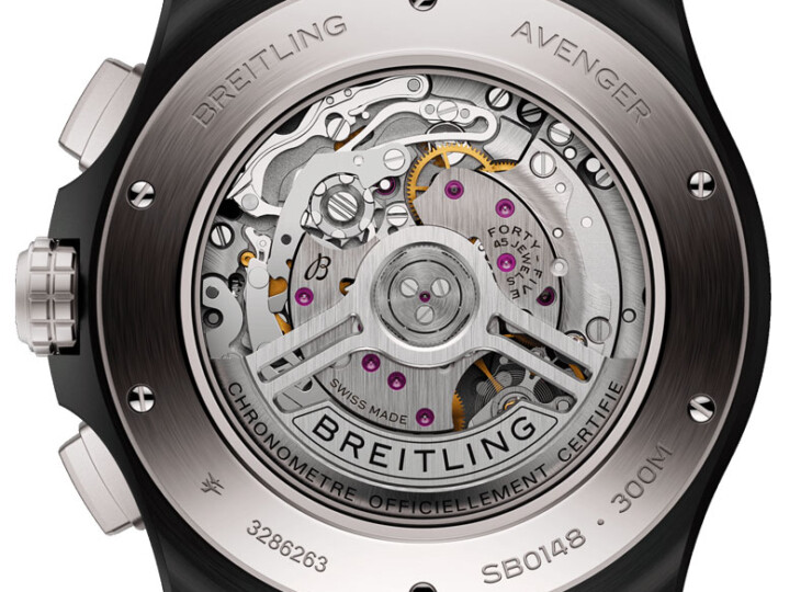BREITLING スーパー アベンジャー B01 クロノグラフ 46 ナイト ミッション カーボン文字盤 SB0148101B1X1