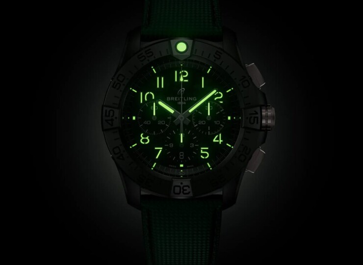 BREITLING スーパー アベンジャー B01 クロノグラフ 46 ナイト ミッション カーボン文字盤 SB0148101B1X1