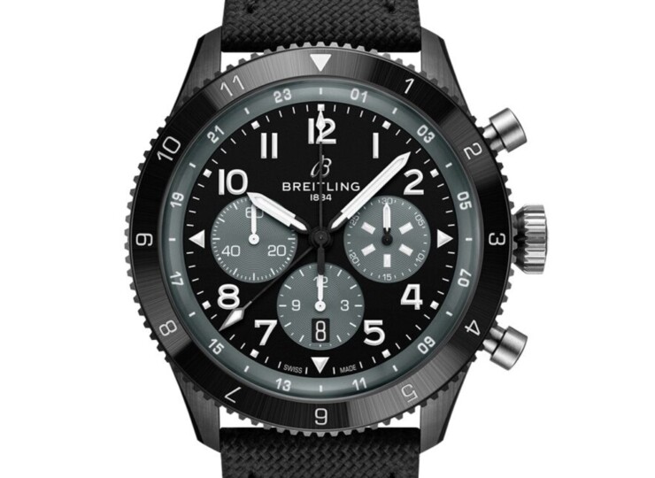 BREITLING スーパー アヴィ B04 クロノグラフ GMT 46 モスキート ナイトファイター ブラック文字盤 SB04451A1B1X1