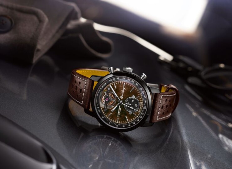 BREITLING トップタイム B21 シボレー コルベット クルミのバール文字盤 SB21252A1Q1X1
