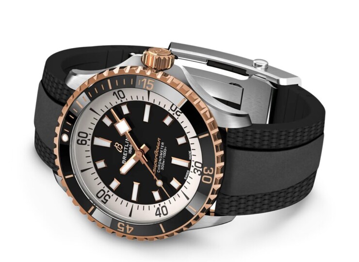 BREITLING スーパーオーシャン オートマチック 42 ブラック文字盤 ステンレススティール & 18Kレッドゴールド U17375211B1S1