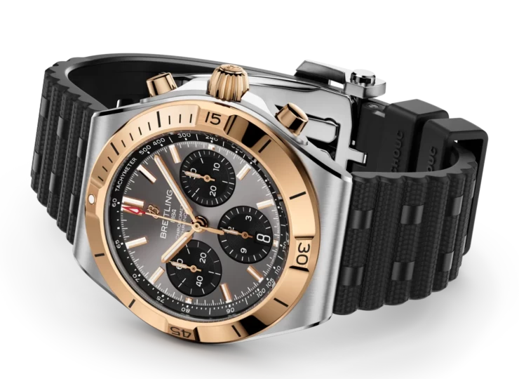 BREITLING クロノマット B01クロノグラフ42 アンスラサイト文字盤 ラバーストラップ UB0158101B1S1