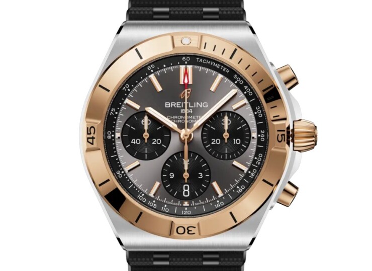 BREITLING クロノマット B01クロノグラフ42 アンスラサイト文字盤 ラバーストラップ UB0158101B1S1