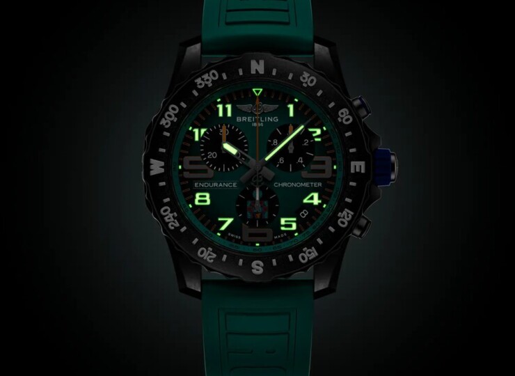 BREITLING エンデュランス プロ IRONMAN® 70.3 ワールドチャンピオンシップ ブルー文字盤 X823101K1C1S1