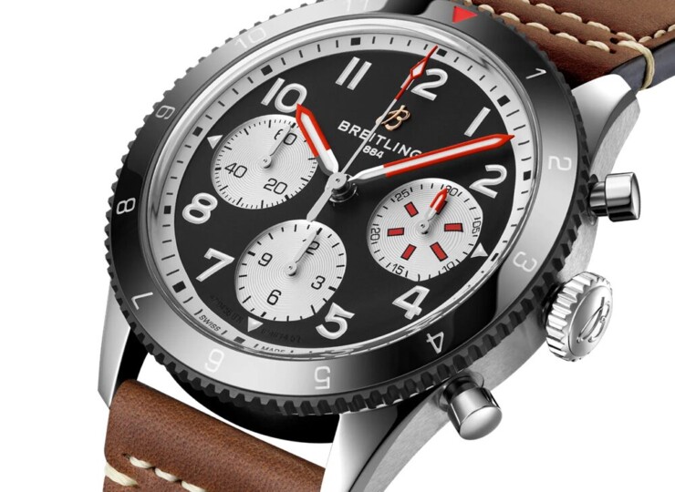 BREITLING クラシック アヴィ クロノグラフ 42 モスキート ブラック文字盤 Y233801A1B1X1