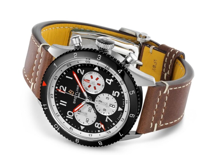 BREITLING スーパー アヴィ B04 クロノグラフ GMT 46 モスキート ブラック文字盤 YB04451A1B1X1