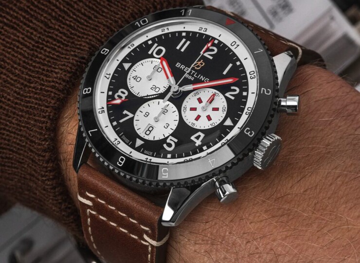 BREITLING スーパー アヴィ B04 クロノグラフ GMT 46 モスキート ブラック文字盤 YB04451A1B1X1
